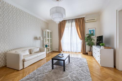 GDE Károly Apartmant