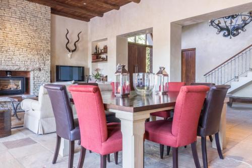 Ruang duduk di Zebula Golf Estate & Spa Executive Holiday Homes