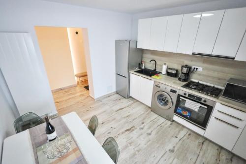 Eldhús eða eldhúskrókur á Apartament Patrick