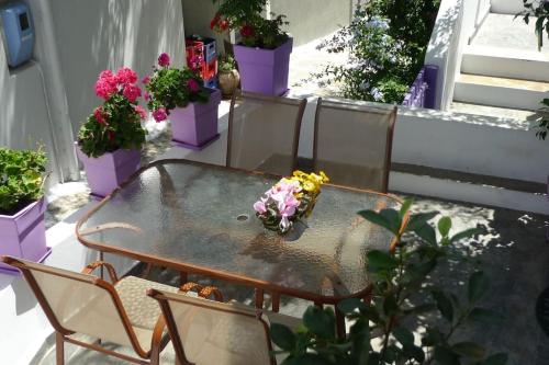 Balkoni atau teres di Vourkari Studio with full kitchen