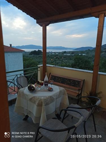 Billede fra billedgalleriet på Pelion Charming Cottage, Panoramic Seaview Retreat i Volos