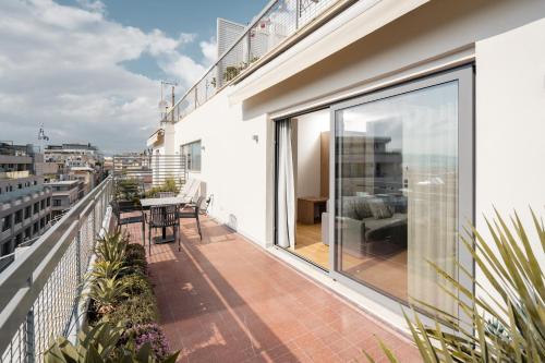 Acropolis Luxury Penthouses with Majestic Views
