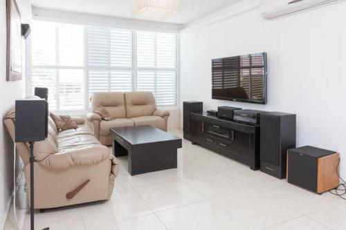Foto de la galeria de Vip Apartment a Bat Yam