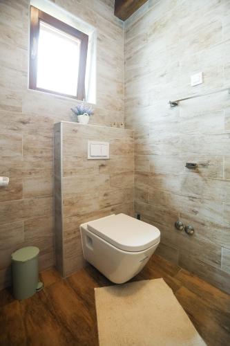 Ванная комната в B&B Plitvica Lodge