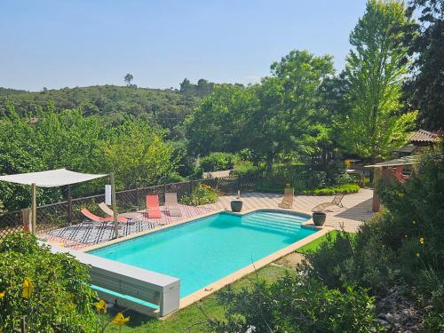 Maison d'artiste African queen