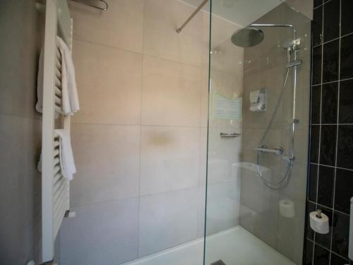  Hotel Roc Meler -  Room  picture :    Shower    Safety deposit box    TV                            