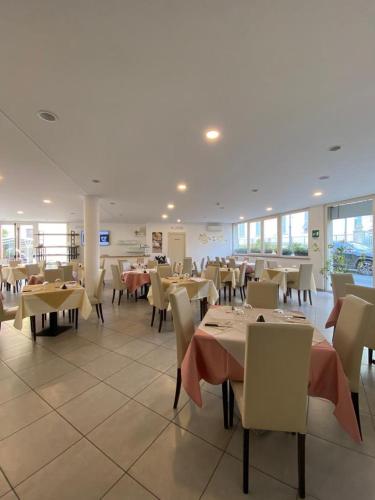 Foto dalla galleria di Eden Hotel a Deiva Marina