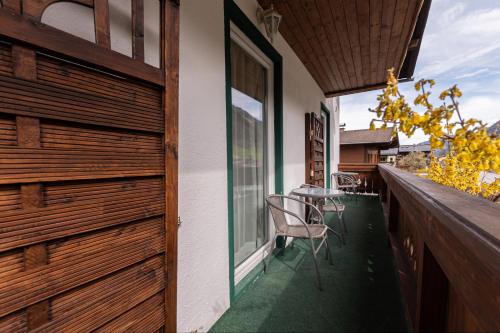Chalet Charlotteにあるバルコニーまたはテラス