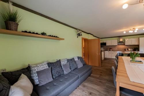 Chalet Charlotteにあるキッチンまたは簡易キッチン
