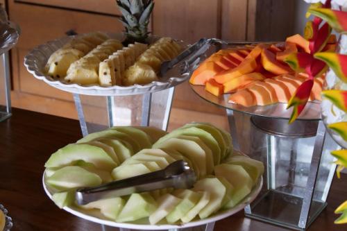 Makanan di atau berdekatan inn ini