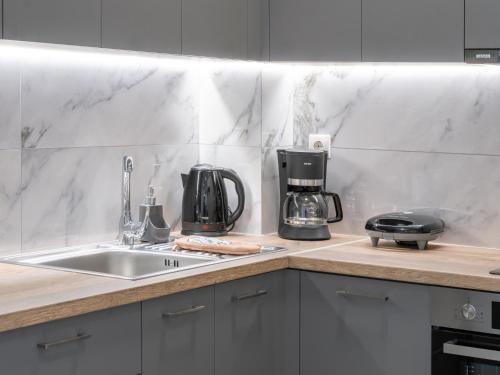 Anassa 2 City Center Apartment