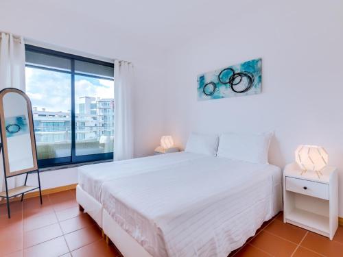 AL - Residence Golf Club Modern Apartment