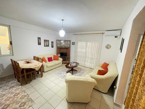 Deni's Apartment - Imazhi 2