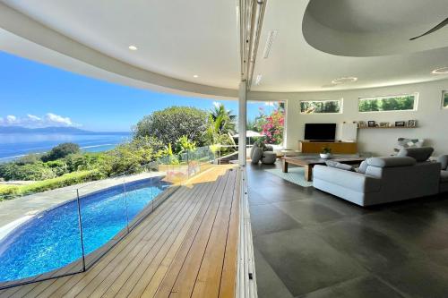 Villa Menemene one of a kind place in Tahiti