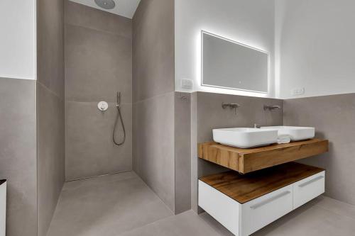 Apartment Ocean View - Makarska Exklusivにあるバスルーム