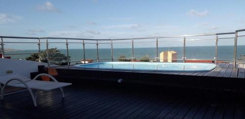 Flat 2 quartos em Ponta Negra Natal a 100m da praia