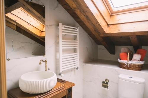 Ein Badezimmer in der Unterkunft Apartamentos El Valle