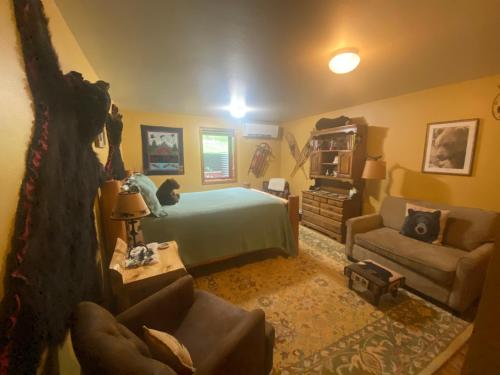 Two Bears Inn Bed & Breakfast – Photos 5