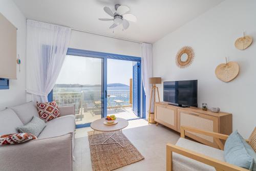 TRL Lefkada Luxury Seaview Apartment for Couples