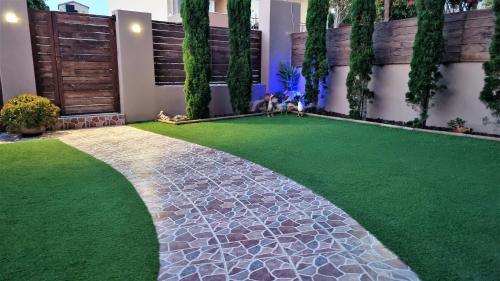 Cypress Garden House