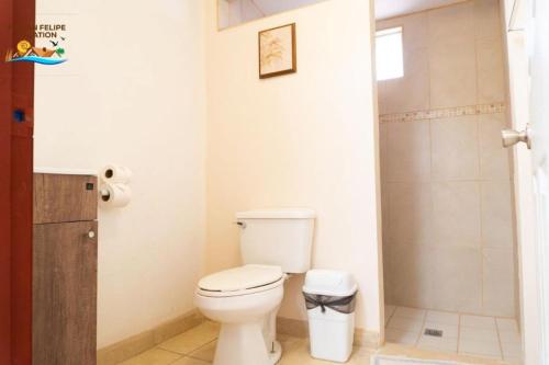Ένα μπάνιο στο Rancho Percebu Beach Studio 4