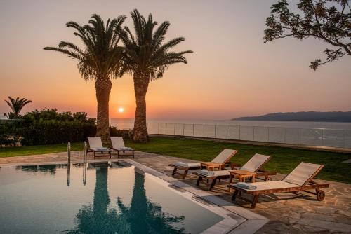 Villa Sunrise Majestic Seaview with Private Pool