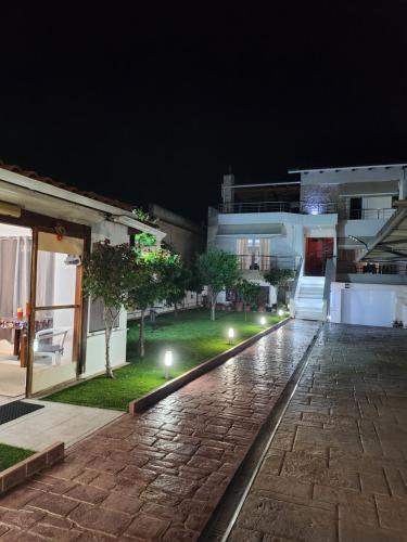 Chris luxury apartment,near Athens Airport!