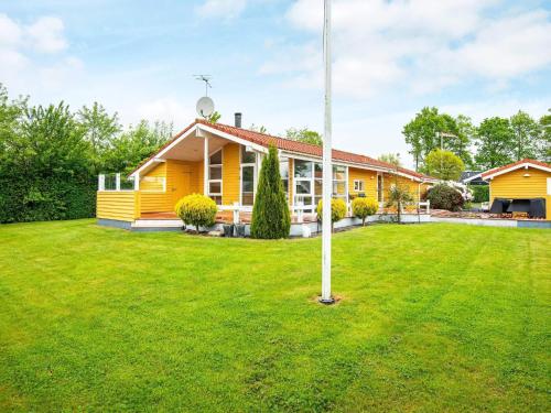 Galeriebild der Unterkunft Holiday home Juelsminde LXXIX in Sønderby