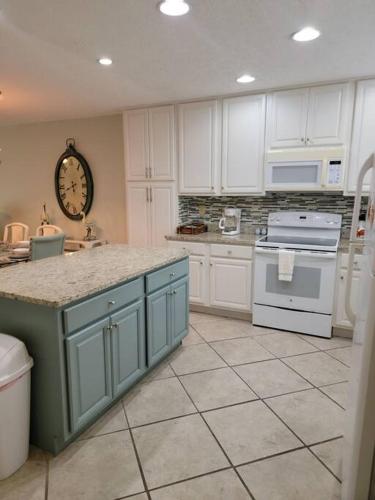 Gulf Highlands 230 WSD photo 12