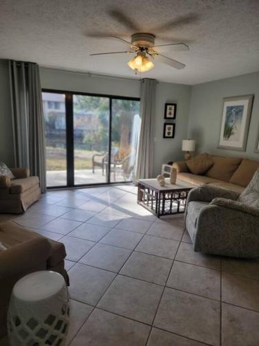 Gulf Highlands 230 WSD photo 16