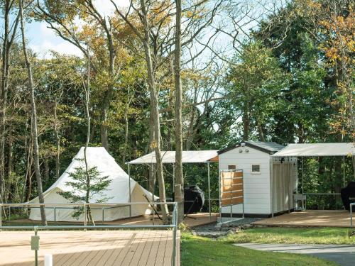 K`s CAMP Izukougen Glamping K`ｓCAMP 伊豆高原グランピングにある庭