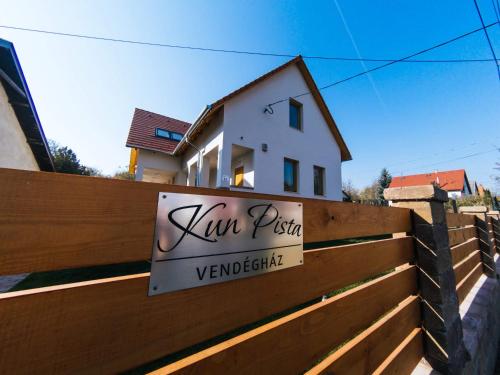 Kun Pista Vendégház III