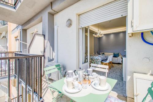 Bedo House Beach Front - Happy Rentals
