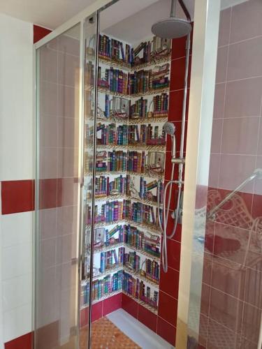 Un baño de Casetta Jacaranda