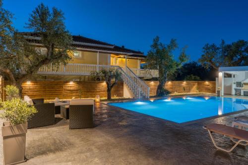 Πισίνα στο ή κοντά στο Zen Villa