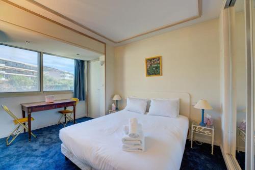 Croisette, Amazing Beach Views, 1-bed Apt