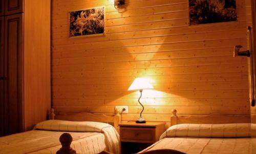 Ένα ή περισσότερα κρεβάτια σε δωμάτιο στο Casas de Madera Los Molinos