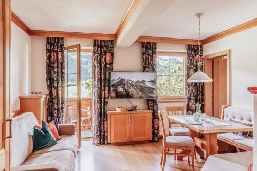 Gallery image of Wohlfühl Ferien-Heim Aparthotel 4 Sterne in Zell am Ziller