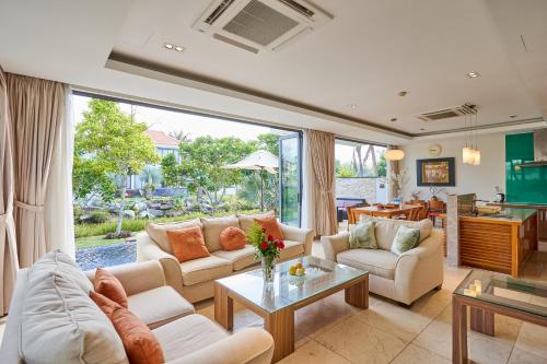 Χώρος καθιστικού στο Ocean Sunny Villas Da Nang