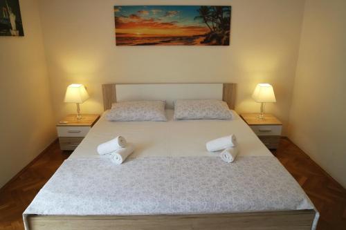 Foto Honeycomb Apartment Split - FREE PARKING 2