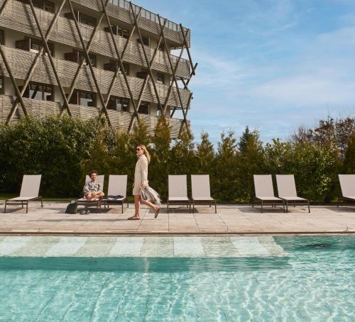Bazén v ubytování Falkensteiner Hotel Bad Leonfelden Superior nebo v jeho okolí
