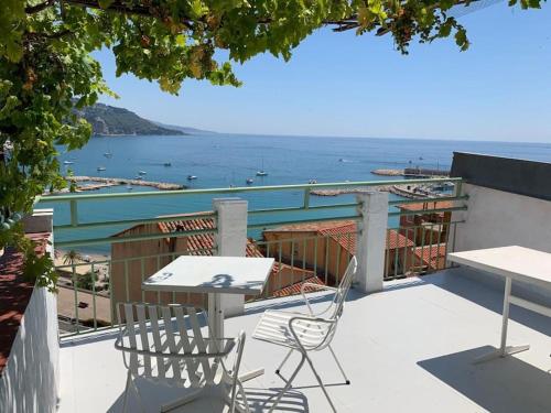 Villa Capodanna, au coeur de la vieille ville, rooftop avec magnifique vue sur la mer