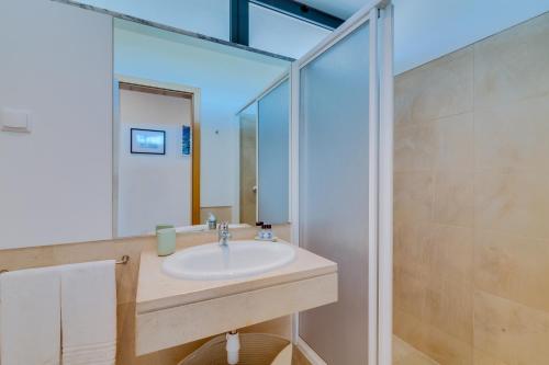 AL - Residence Golf Club Modern Apartment
