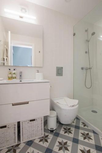 Central location with garden & equipped kitchen