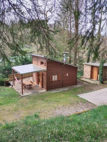 Photo de la galerie de l'établissement Chalet 1 chambre, à Chenecey-Buillon