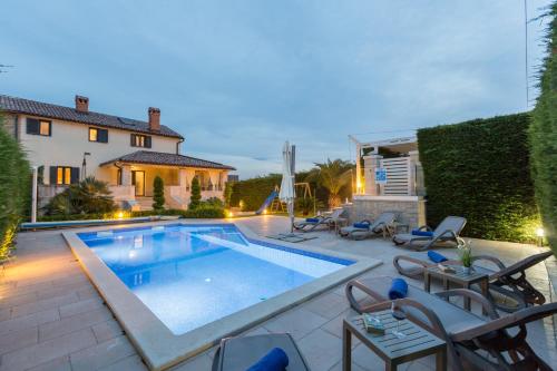 Villa Anabel with pool