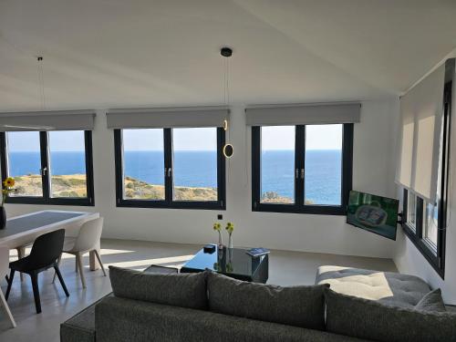 Metochi Olokalon, Sidonia