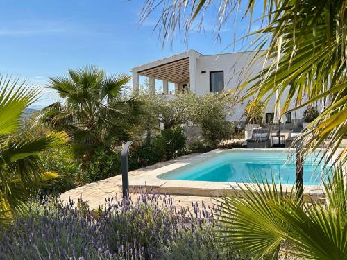 Πισίνα στο ή κοντά στο Casa de Olivos - Unique Apartments - Adult Only