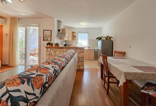 Apartment Ezia