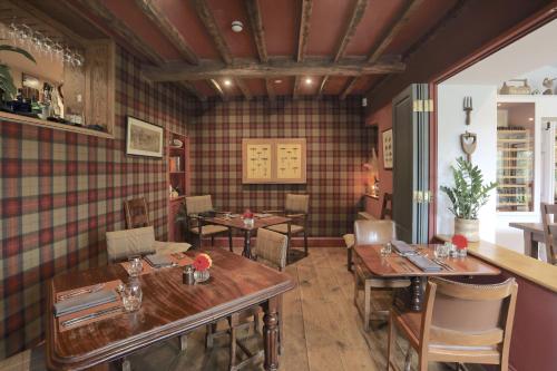 Un lugar para sentarse en The Feathered Nest Inn